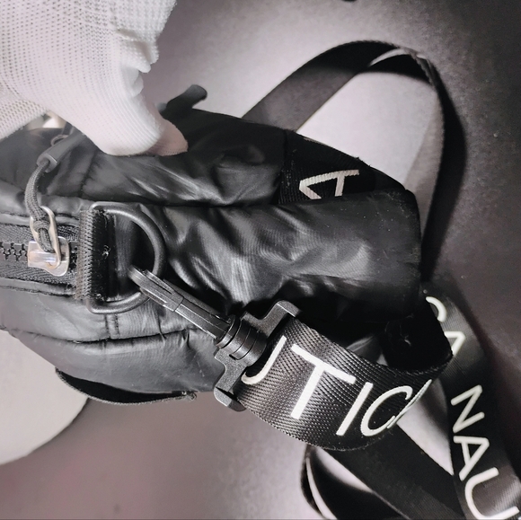 Nautica Black Nylon Crossbody Belt Bag Adjustable Strap - Picture 17 of 17